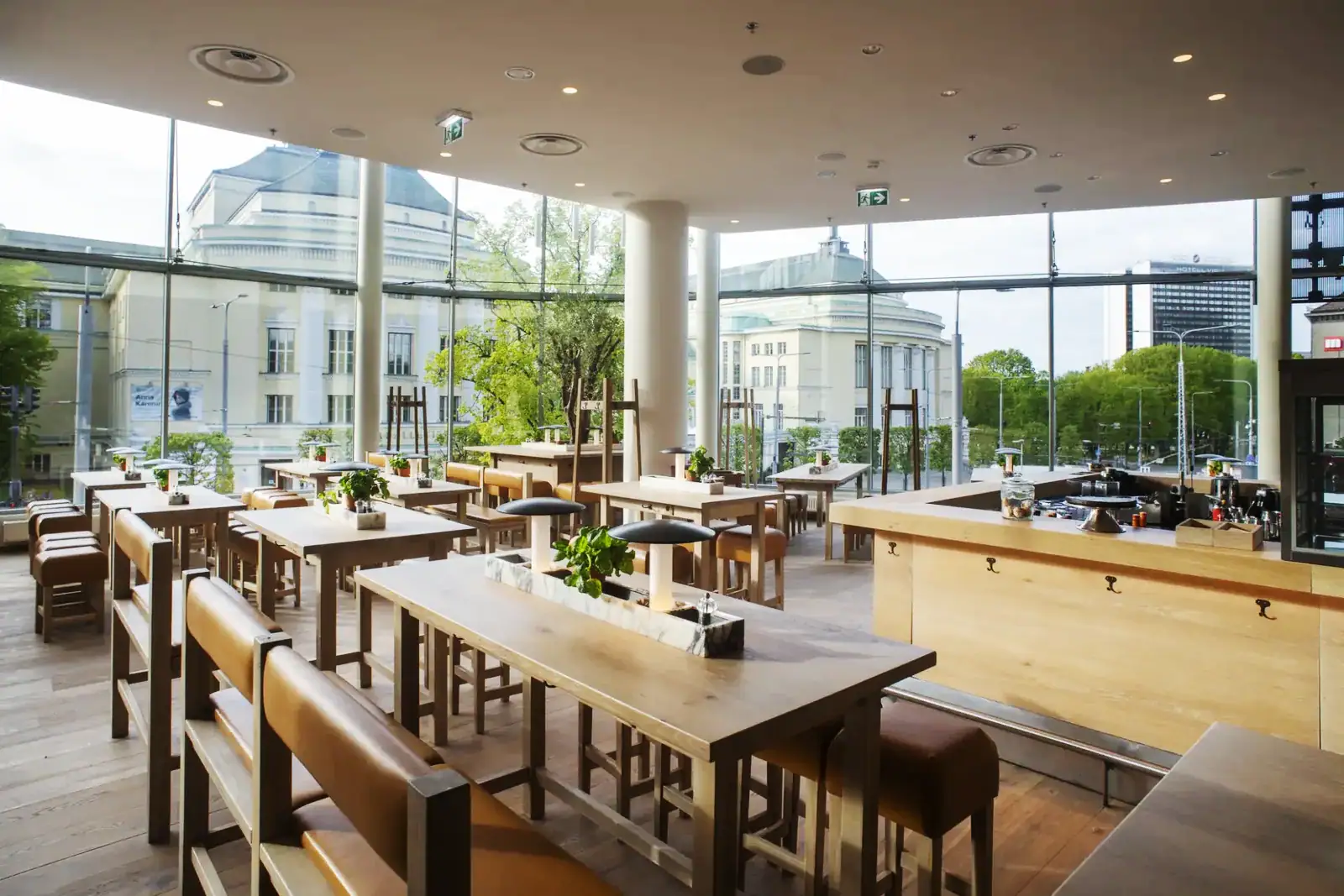 Vapiano Solaris, first floor of the Solaris Centre. Vapiano Solaris, first floor of the Solaris Centre.